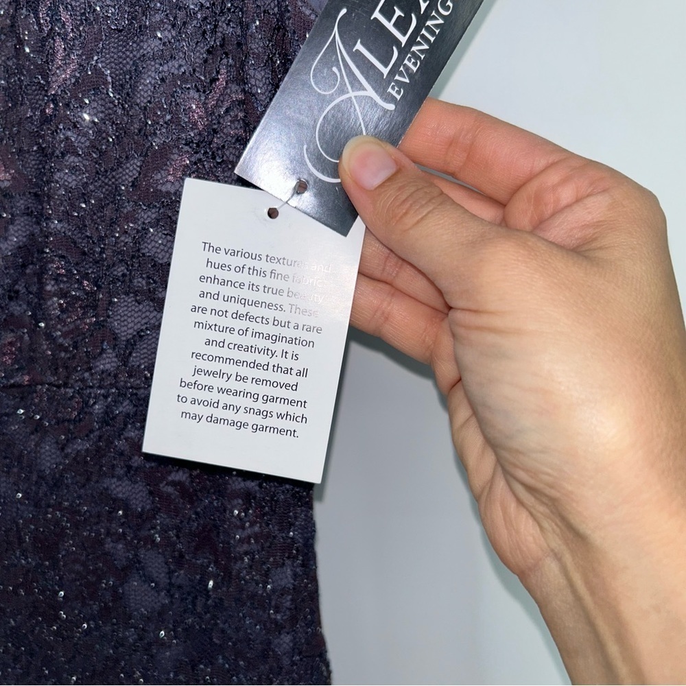 NWT Alex Evenings Purple Ombré Lace Maxi Gown Size‎ 4 - Picture 5 of 9
